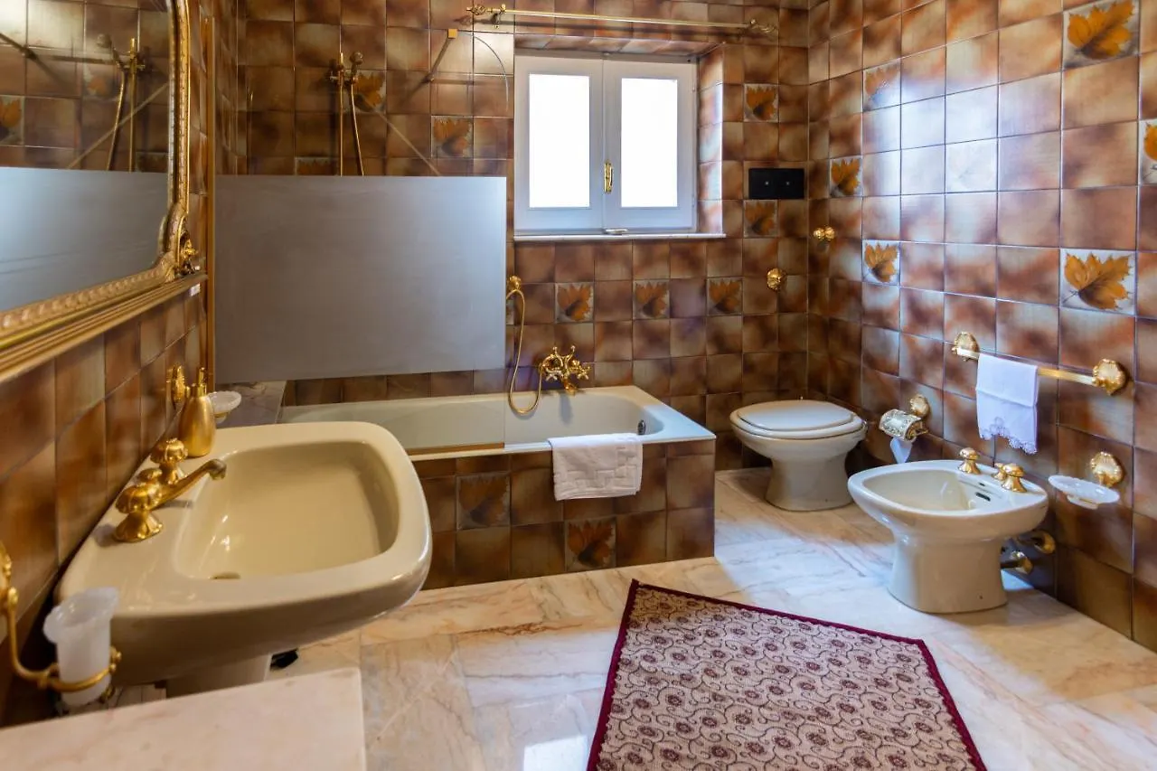 Apartment Le Rose Di Nonna Maria, Appartamento Di Lusso In Centro Citta Palermo