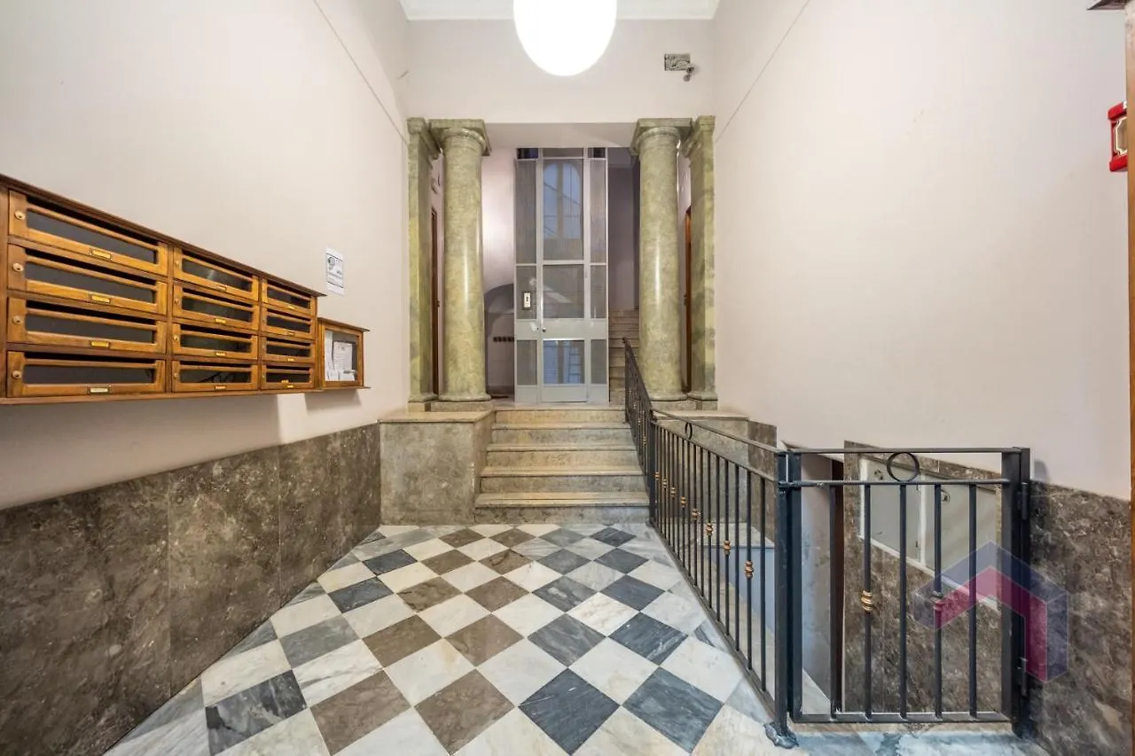 Apartment Le Rose Di Nonna Maria, Appartamento Di Lusso In Centro Citta Palermo