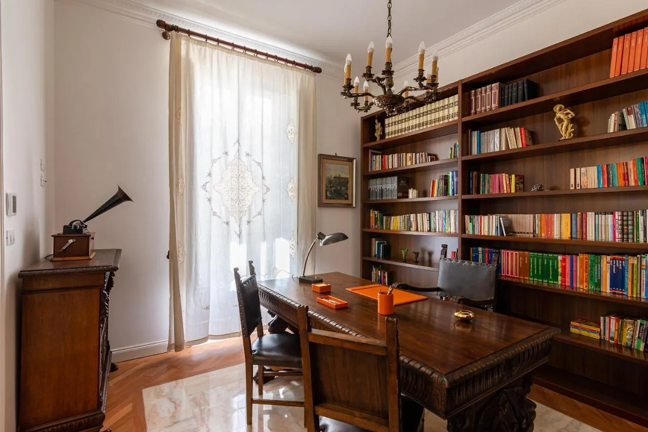 Apartment Le Rose Di Nonna Maria, Appartamento Di Lusso In Centro Citta Palermo Italy