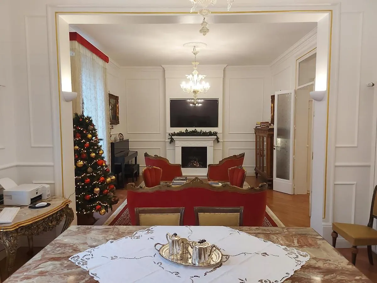Apartment Le Rose Di Nonna Maria, Appartamento Di Lusso In Centro Citta Palermo
