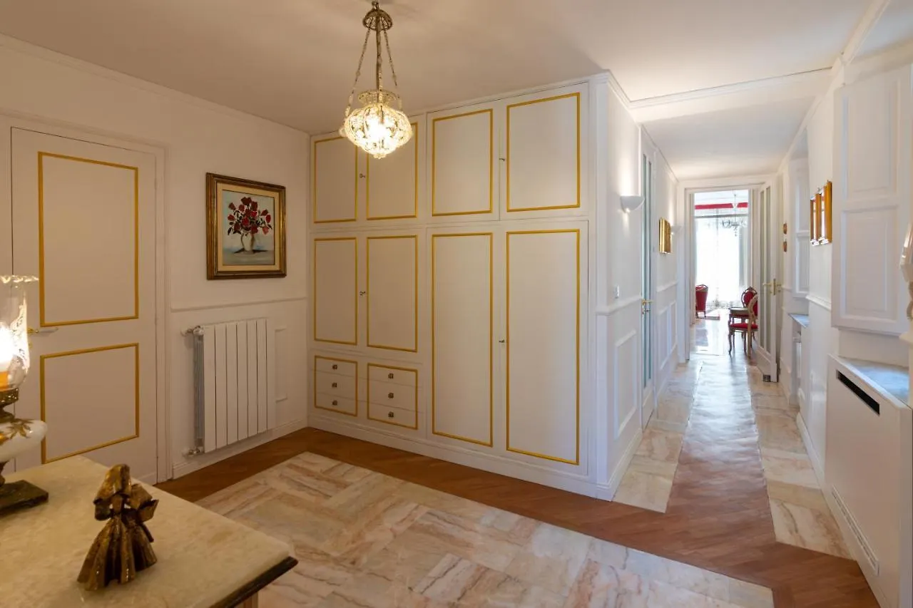 Le Rose di Nonna Maria, appartamento di lusso in centro città Palermo